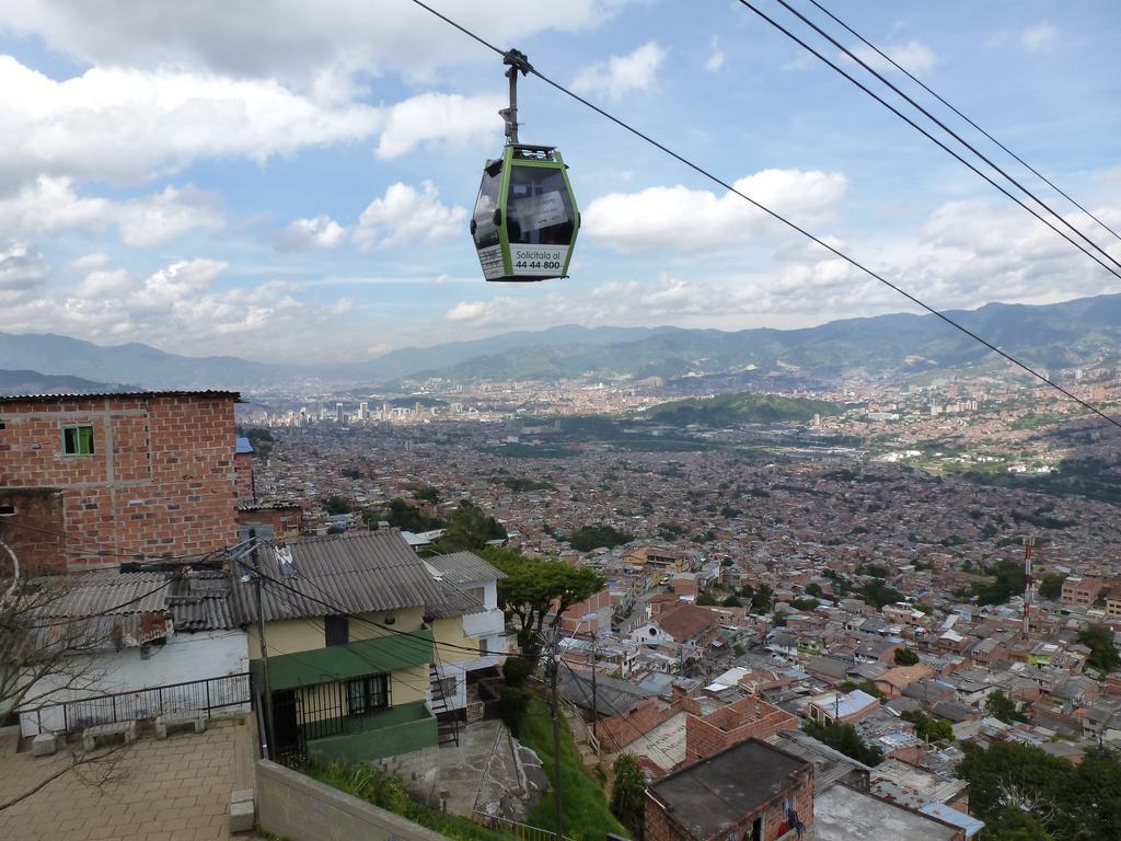 Waypoint Hostel Medellín Kültér fotó
